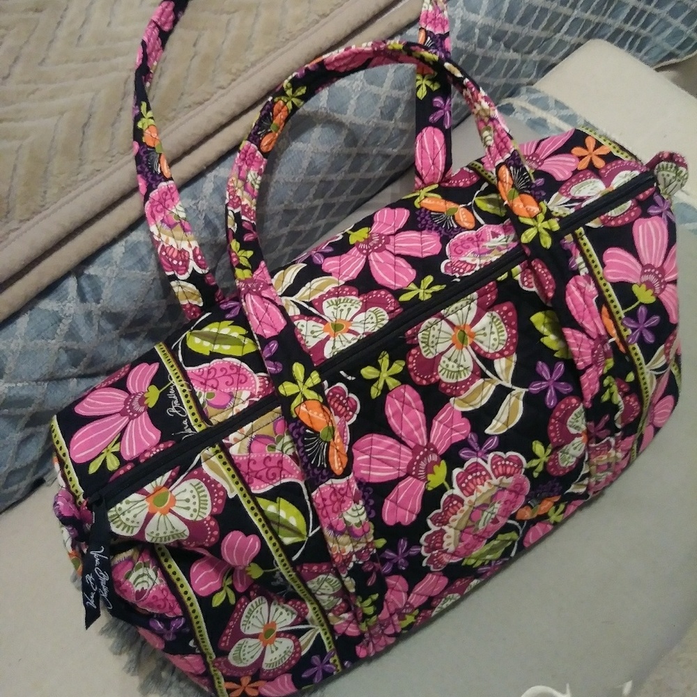 Vera Bradley small weekend travel tote